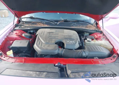 2016 Dodge Challenger Sxt z USA, uszkodzony, nr VIN 2C3CDZAG4GH171653